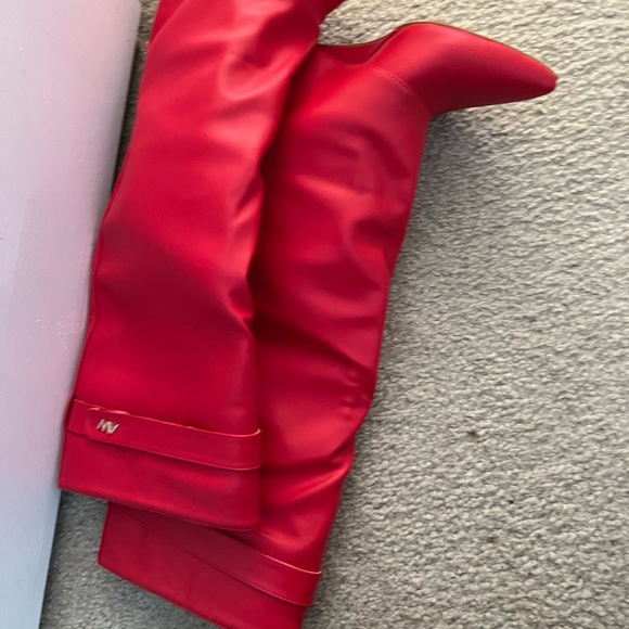 BRAND NEW NEVER WORN - Picture 4 of 4